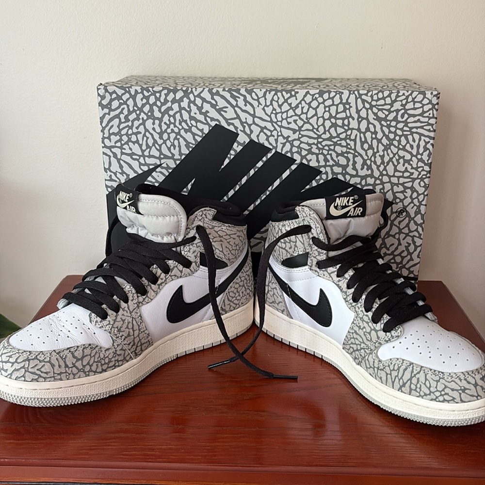 Nike Air Jordan 1 Retro High OG White Cement - Picture 10 of 16